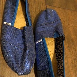 Toms sz 9 blue glittery color!